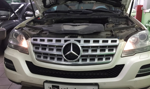 Mercedes-Benz M-Class W164 ML 3.5 CDi 224Hp 2011 года выпуска